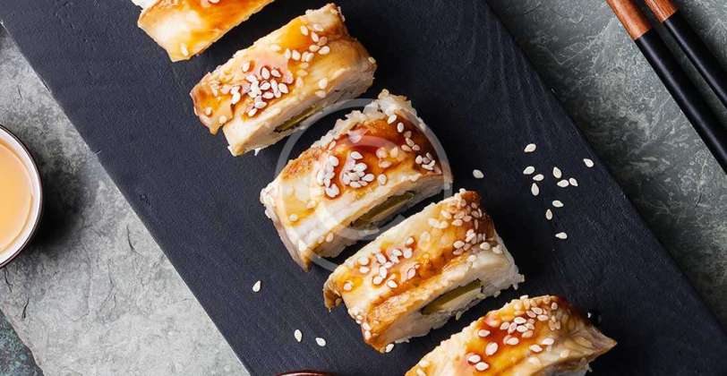 Dragon Roll: Shrimp Tempura with Eel